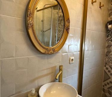 Benaojan Casa | Serenity Stone