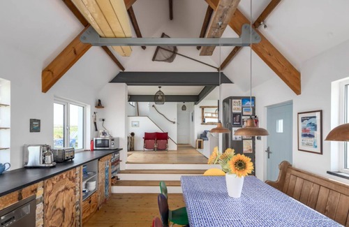 Saint Kew Casa | Serenity: Stunning Ocean View & Private Hot Tub