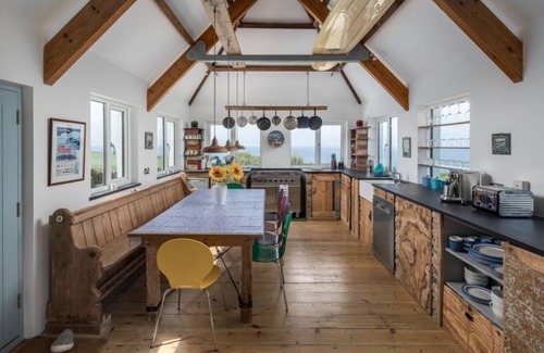 Saint Kew Casa | Serenity: Stunning Ocean View & Private Hot Tub
