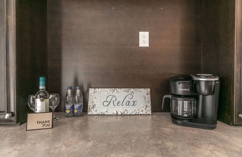 Barrie Casa | Serenity & Style: 4BR w/ Hot Tub, BBQ & Fire Table