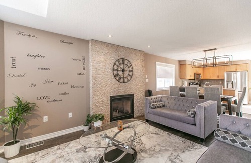 Barrie Casa | Serenity & Style: 4BR w/ Hot Tub, BBQ & Fire Table