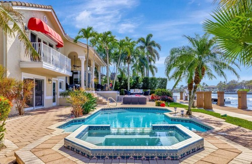 Bel Air Villa | Serenity Villa Water View