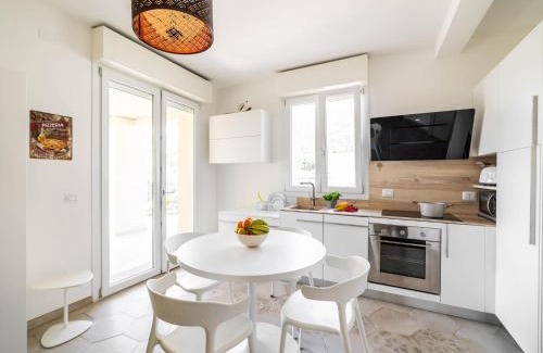 Alassio Apartamento | Serenity with swimming pool and parking in Alassio