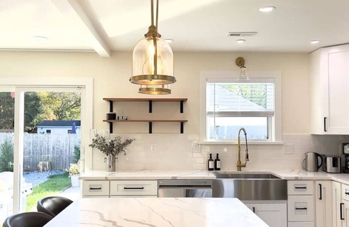 South Seaville Casa | Serenity Oasis-Pool Haven,8 min to Sea Isle city!