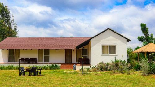 Hoskote Villa | SerenityRetreat