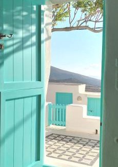 Serifos Casa | Serifos Sugar Cubes