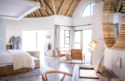 Thorny Bush Game Reserve Cabina | Serondella Safari Lodge