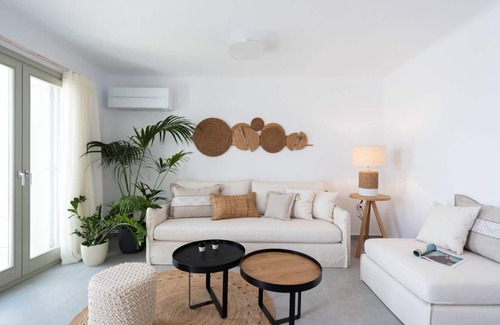 Nea Cryssi Akti Apartamento | Sersi Prestige Suite with Private Pool