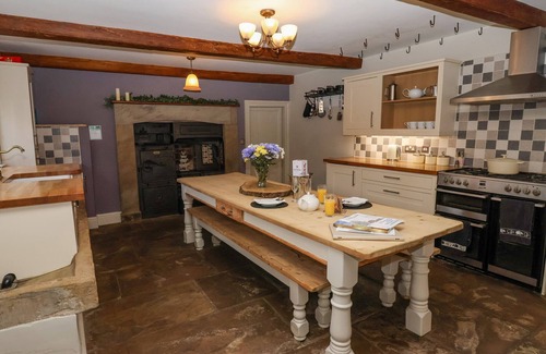 Ryther Cabaña | SERVANT'S QUARTERS, character holiday cottage in Tadcaster