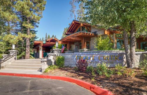 Truckee Casa | Serventi Tahoe Donner Cabin