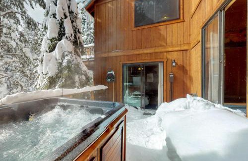 Truckee Casa | Serventi Tahoe Donner Cabin