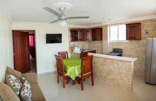 Corales del Sur Apartamento | Serviced 3 Single Bed 1 Bedroom-Apartment in Corales del Sur, Santo Domingo Este