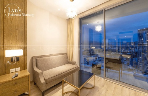 Tran Phu Beach Apartamento | Serviced Apartment by Lyn Nha Trang