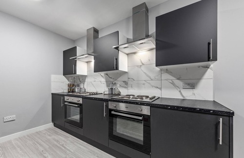 London Borough of Hounslow Apartamento | Serviced Ensuite Room Feltham Heathrow London Tw13