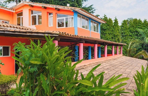 Bujumbura Apartamento | Serviced studio apartment free breakfast & service