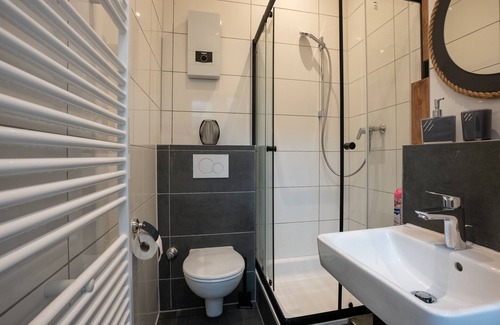 Hochlarmark Apartamento | Serviceroom24 - Apartment 2 in Recklinghausen High WLAN - TV - 24-7 check-in