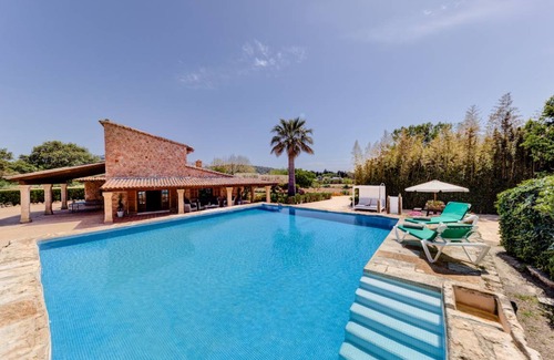 Alcudia Villa | 300 m² Villa ∙ 3 habitaciones ∙ 6 personas