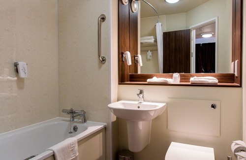 Llanelli Hotel | Sessile Oak, Llanelli by Marston's Inns