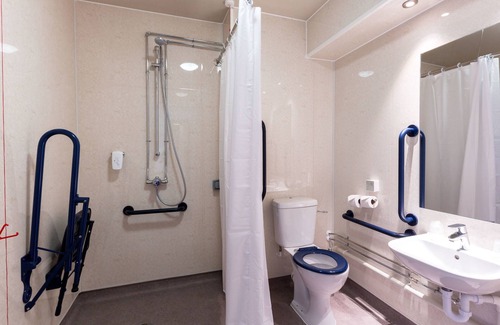 Llanelli Hotel | Sessile Oak, Llanelli by Marston's Inns