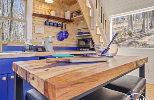 Logan Casa | Set of 2 Treehouses in Hocking Hills Adventure!
