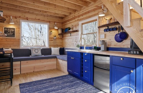 Logan Casa | Set of 2 Treehouses in Hocking Hills Adventure!