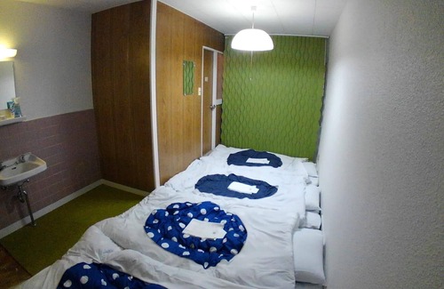 Nishinomaru Cho Casa | Setouchi Triennale Hotel 302 In Praise of Shadows / Takamatsu Kagawa