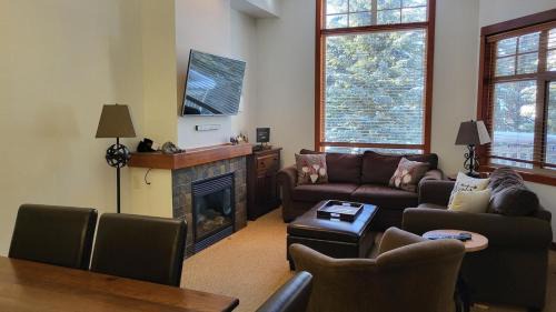 Sun Peaks Apartamento | Settlers Crossing #41 by Bear Country