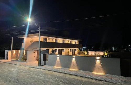 Pedro Zanivan Apartamento | Seu Refúgio Urbano em Criciúma – Lago di Garda Studios