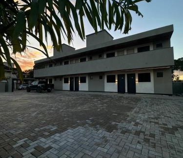 Pedro Zanivan Apartamento | Seu Refúgio Urbano em Criciúma – Lago di Garda Studios