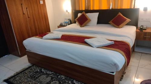 Ramnagar Complejo | Seven Corbett