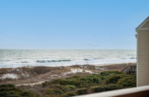 Caswell Beach Casa | Seven Dozen
