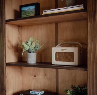 Llanvetherine Otro | Seven Hills Hideaway - Two Bedroom