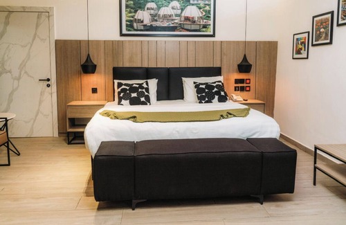 Enugu Hotel | SEVEN LUGARD SERVICE APARTMENTS