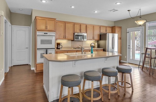 Henderson Casa | Seven Palms 4BD/3BA Home | 2,350sq ft | Pool | Sleeps 10