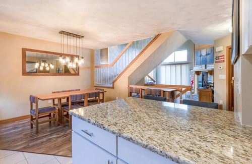 Seven Springs Apartamento | Seven Springs 2BRLoft Premium Condo, sleeps 11! condo