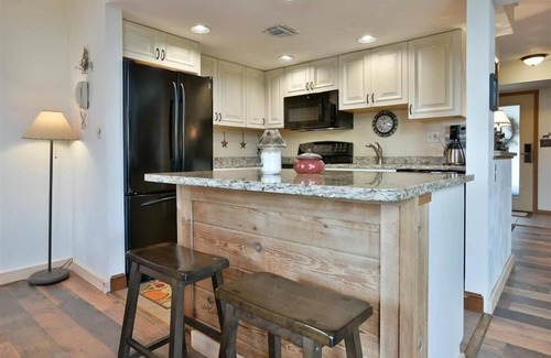 Seven Springs Condominio | Seven Springs 3 Bedrooms Premium Condo, Ski In/Ski Out by RedAwning