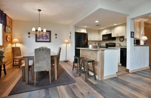 Seven Springs Condominio | Seven Springs 3 Bedrooms Premium Condo by RedAwning - Save 10% on 3 Nights, 15% on 5 Nights!