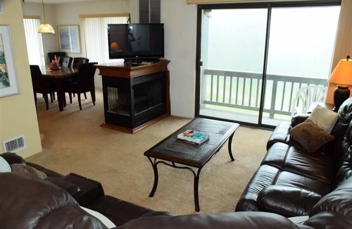 Seven Springs Condominio | Seven Springs 3 BR Condo, Mountain Views! by RedAwning - Save 10% on 3 Nights, 15% on 5 Nights!