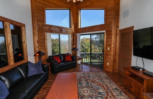 Seven Springs Apartamento | Seven Springs Stoneridge 3 Bedroom & Loft Standard Condo, walking distance to slopes! condo
