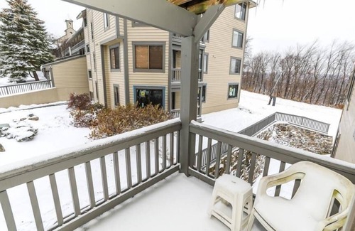 Champion Condominio | Seven Springs Stoneridge 3 Bedroom Standard Condo, Mountain Views! by RedAwning - Save 10% on 3 Nights, 15% on 5 Nights!