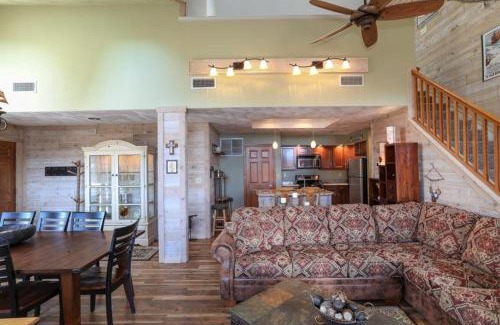 Seven Springs Apartamento | Seven Springs Sunridge 3 Bedrooms Premium Condo, Pet Friendly! condo