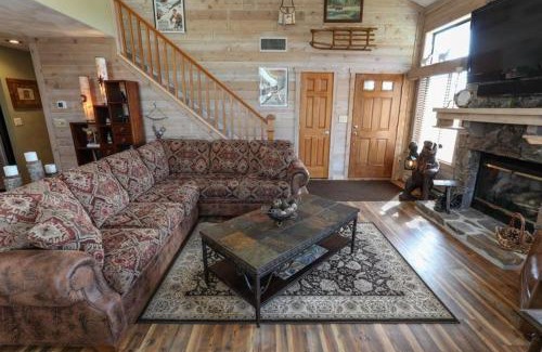 Seven Springs Apartamento | Seven Springs Sunridge 3 Bedrooms Premium Condo, Pet Friendly! condo