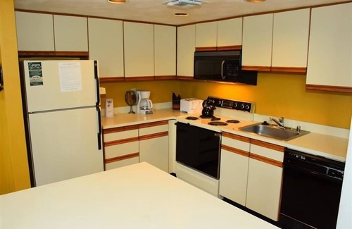 Seven Springs Condominio | Seven Springs Sunridge 3 Bedroom Deluxe Condo with Loft by RedAwning - Save 10% on 3 Nights, 15% on 5 Nights!
