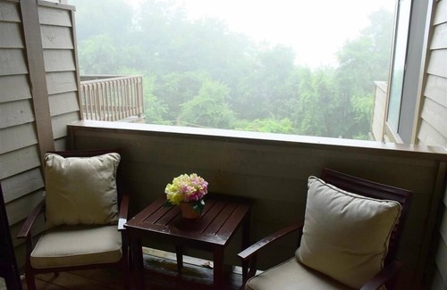 Seven Springs Condominio | Seven Springs Sunridge 3 Bedroom Deluxe Condo with Loft by RedAwning - Save 10% on 3 Nights, 15% on 5 Nights!