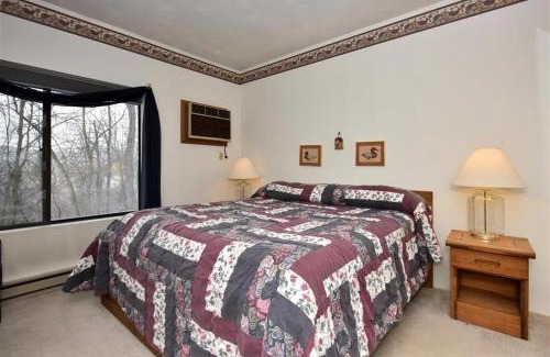Seven Springs Apartamento | Seven Springs Swiss Mountain 1 Bedroom Standard Condo, Mountain Views! condo