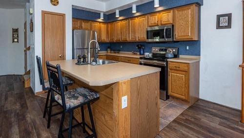 Seven Springs Apartamento | Seven Springs Woodridge 4 Bedroom Premium Condo, Deck with Mountain Views condo