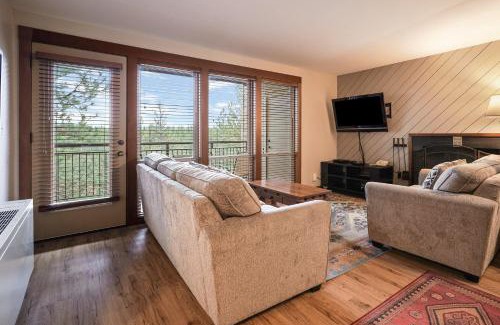 Bend Casa | Seventh Mountain 1123