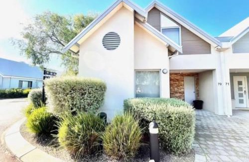 Broadwater Villa | Seventy at Cape View Resort