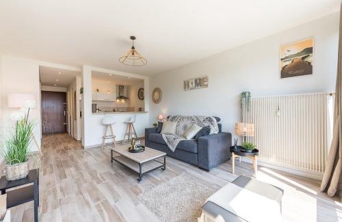 Sevrier Apartamento | SEVRIER - Le cocon des Mouettes, Spacieux studio neuf à 2 pas du lac, Une Exclusivité LLA Selections depuis 2019