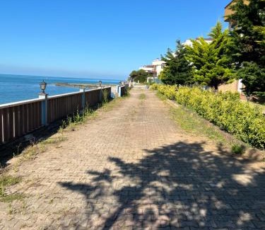 Yesilyali Apartamento | Seyran Seaside - 1-middle floor